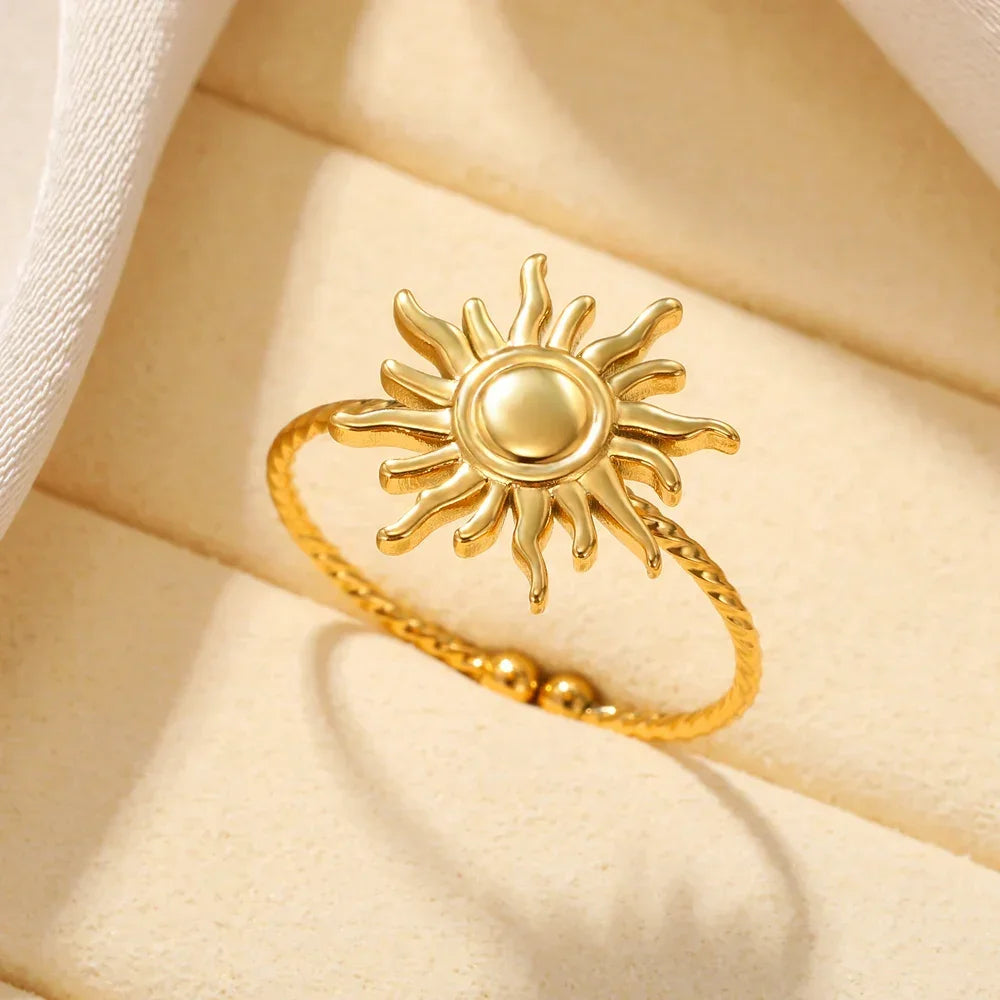 Stainless Steel Rings for Women Aesthetic Heart Gold Color Rings Vintage Waterproof Wedding Jewelry Prom Accessories Gift