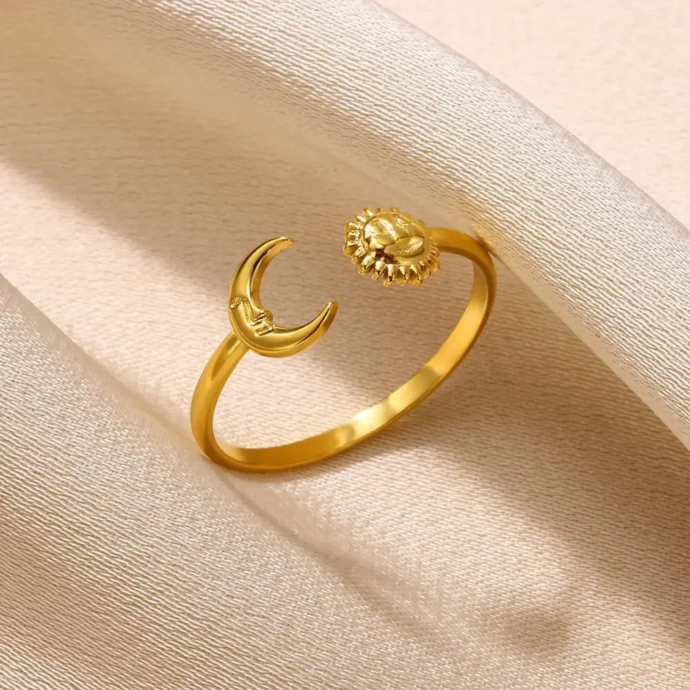 Stainless Steel Rings for Women Aesthetic Heart Gold Color Rings Vintage Waterproof Wedding Jewelry Prom Accessories Gift