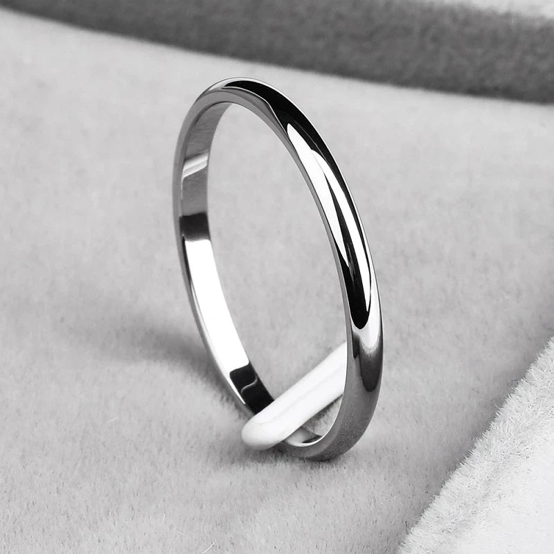 Vive Amari's 2mmStainless Steel Rings Gold colour Anti-allergy Smooth Simple Wedding Couples Rings Bijouterie